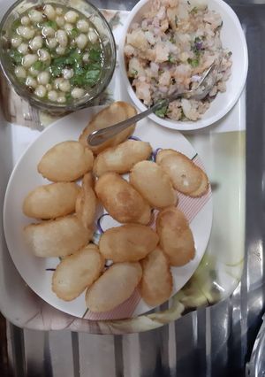 A picture of Pani puri.