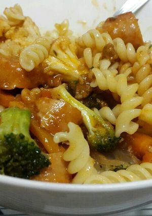 A picture of Broccoli pasta dish.