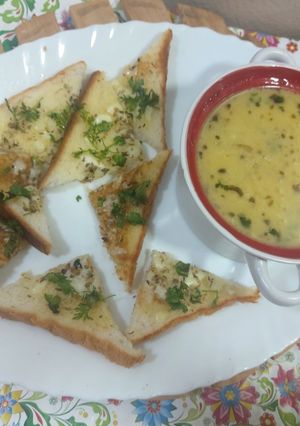 A picture of Onion soup.