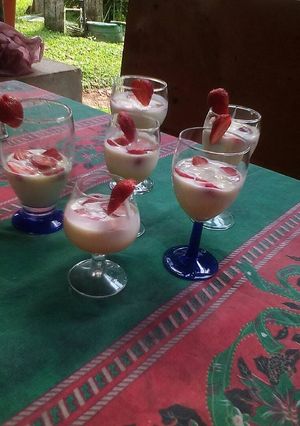 Una foto de Postre de Fresas Frio