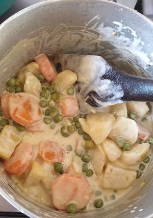 A picture of Carrot peas stew.