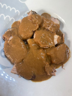 Una foto de Solomillo de cerdo con verduras en Crock Pot