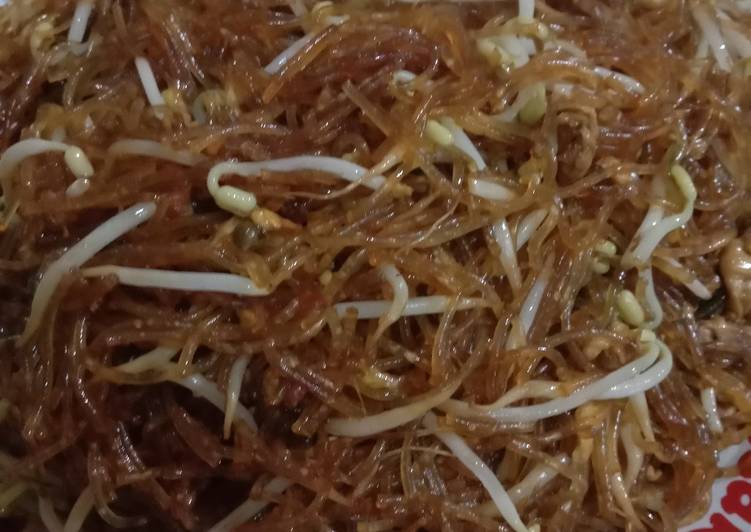 "bihun goreng sederhana"😋👍😘