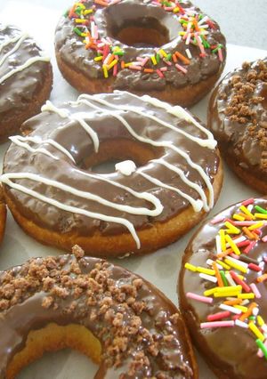 A picture of Crispy Old Fashioned Donuts.