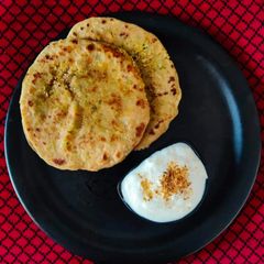 A picture of Gobhi ka paratha.