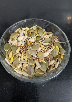 A picture of Pumpkin seeds mukhvas.