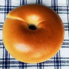 A picture of Chewy New York-Style Bagels.