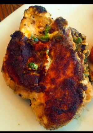 A picture of jalapeño popper chicken.