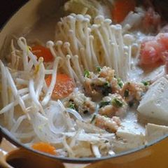 A picture of Soy Milk Hot Pot.