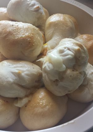 A picture of Garlic and herb cheese bombs.