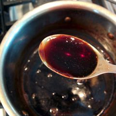 A picture of Teriyaki sauce.