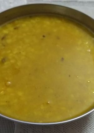 धुली मूंग की दाल (Dhuli moong ki daal recipe in Hindi) रेसिपी मुख्य फोटो