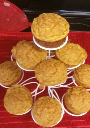 A picture of Pumpkin Pancake Oatmeal Muffins.