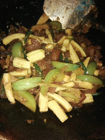 Anti Ribet, Bikin Oseng Kikil dengan Baby Corn dan Tomat Hijau Anti Gagal