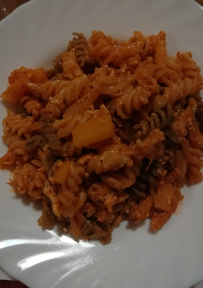 Una foto de Pasta de casi estudiantes