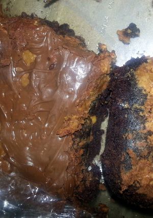 A picture of reeses brownies.