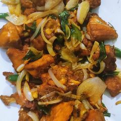 A picture of Chicken 65 - the best combo with daal chawal.