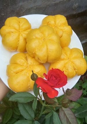 Hình của món Bánh bao bí đỏ.