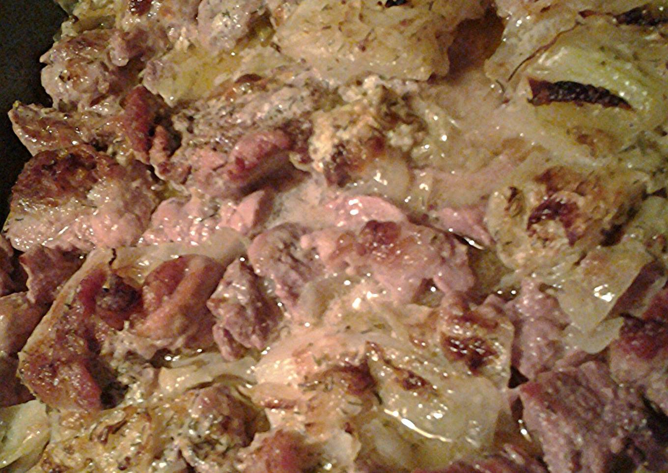 Cabbage, pork and cauliflower, with a sauce