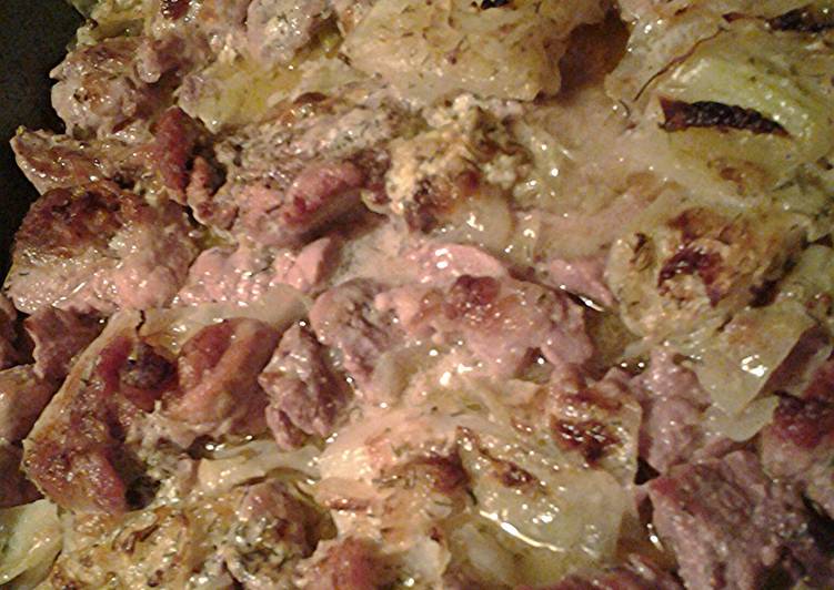 Recipe of Appetizing Cabbage, pork and cauliflower, with a sauce