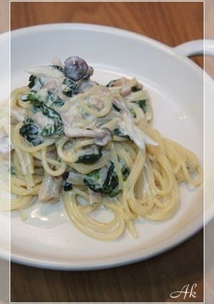 A picture of Tuna and Shimeji Mushroom Cream Pasta.