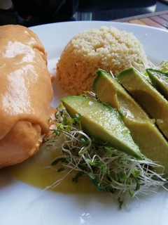 Una foto de Rollos de pechuga de pollo