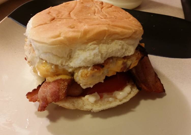 Simple Way to Make Favorite Bangin Chicken Burgers