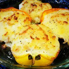 A picture of Gluten Free & Vegan Mashed Potato Stuffed Bell Peppers.