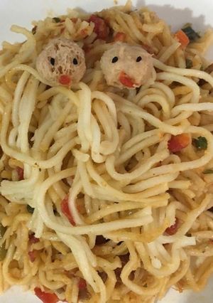 सोयाबीन नूडल्स (Soyabean noodles recipe in Hindi) रेसिपी मुख्य फोटो