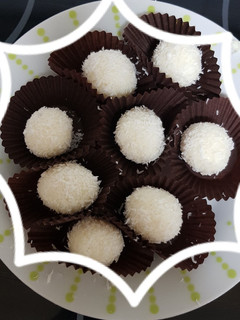 Una foto de Bolitas de coco