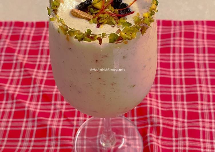 Recipe of Speedy Dry Fruit Lassi