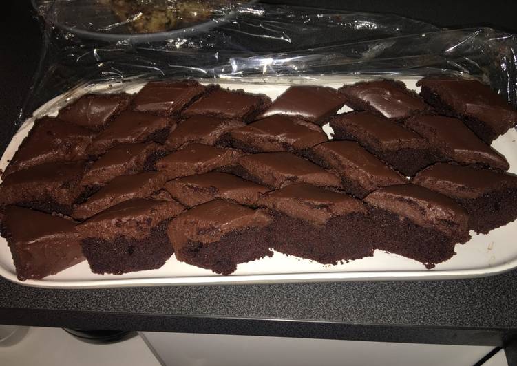 Cake simple with ganache coconut chocolate