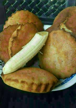 A picture of Banana cake.