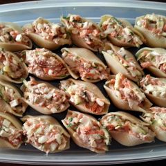 A picture of Tuna-Stuffed Shells.
