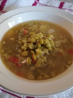 Una foto de Arvejas en Sopa