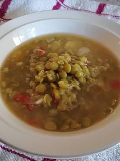 Una foto de Arvejas en Sopa