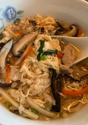 A picture of Chinese Cuisine- Sour & Spicy Soup.
