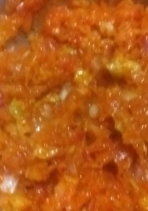 प्याज और कैरी से बनी चटनी (pyaz aur kairi se bani chutney recipe in Hindi) रेसिपी मुख्य फोटो