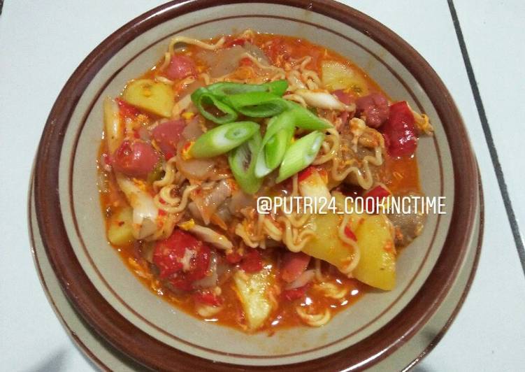 Seblak Jeletot by Putri