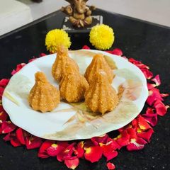 A picture of Bread Modak.