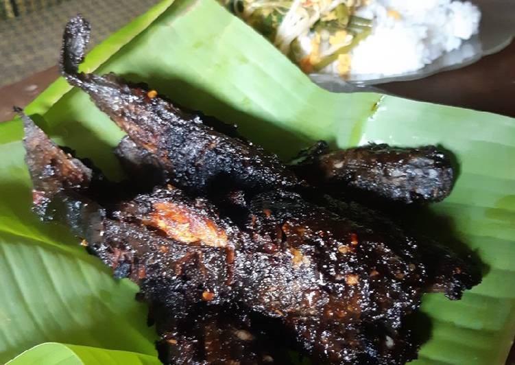 Bagaimana Membuat Lele bakar bumbu 3 macem Anti Gagal