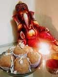 Besan ladoo