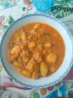 Una foto de Patatas guisadas con bonito
