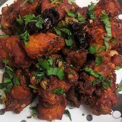 A picture of Chicken65.
