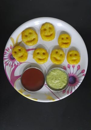 સ્માઇલી પોટેટો રેસીપી મુખ્ય ફોટો
