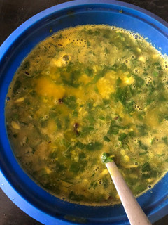 A picture of Palak and moong dal shorba.