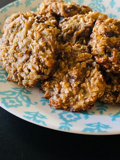 A picture of Banana coconut oats cookies.