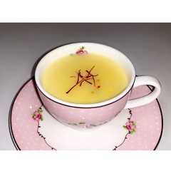 مشروب الكاسترد بالزعفران ☕️💛-レシピのメイン写真