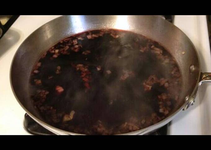 Red Wine Reduction Sauce