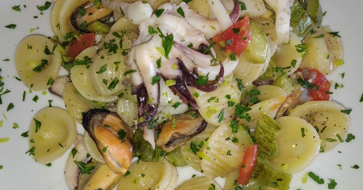 Ricetta Orecchiette Con Cozze E Seppioline Di Nunzia Marzocco Cookpad